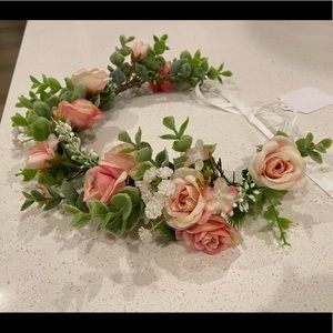 Handmade flower crown, adjustable, new